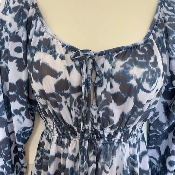 NWT Boston Proper Blocked Floral Top Blouse Tie Front Size XS - Picture 6 of 10